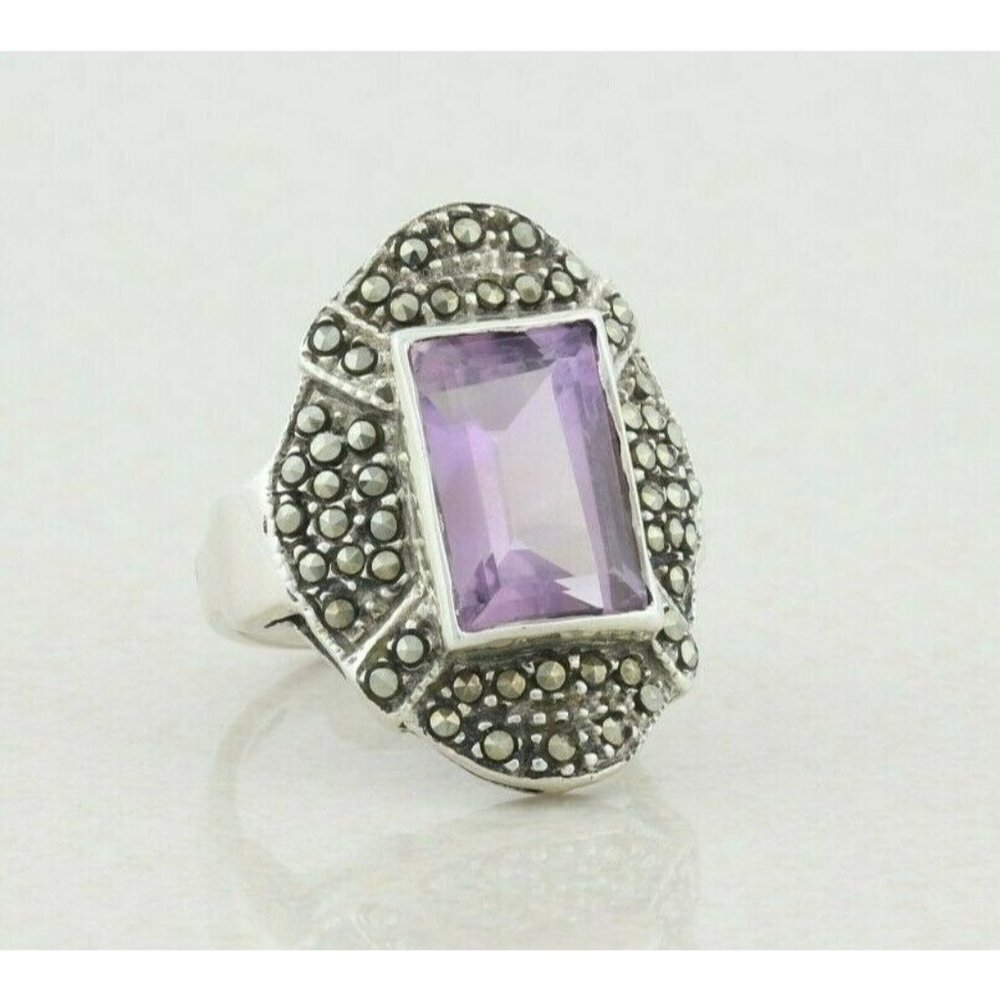 Sterling Silver Amethyst and Marcasite Ring Size 5 3/4